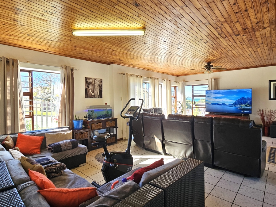 3 Bedroom Property for Sale in C Place Eastern Cape